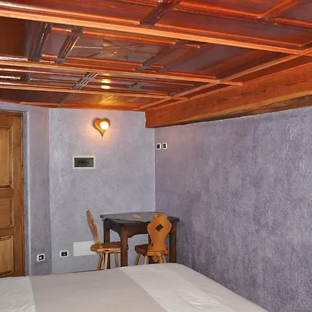 Grand Golliat Ristorante E Chambres D'hotes Kro *