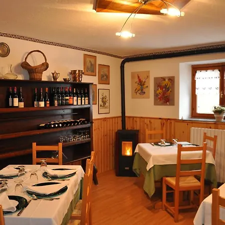 Gasthof Grand Golliat Ristorante E Chambres D'hotes *