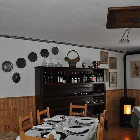 Kro Grand Golliat Ristorante E Chambres D'hotes
